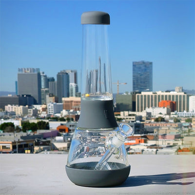 Who Makes Custom Glass Bongs In The Los Angeles Area? | Weeday