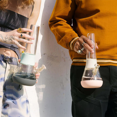 Separate Bowls: Why You Might Need One for Your Bong - Weeday