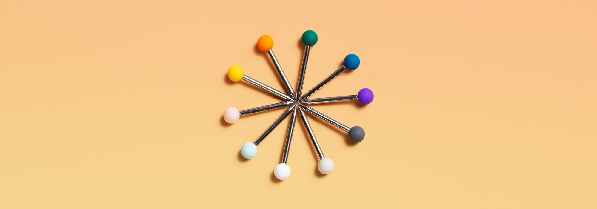 assorted colors of pokers in a circle formation