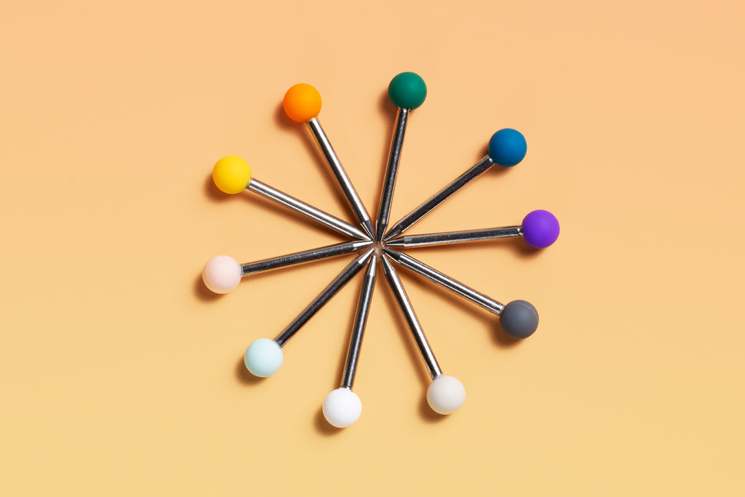 assorted colors of pokers in a circle formation